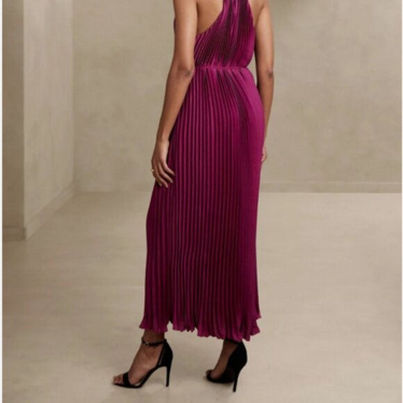 NWT!! Banana Republic Halter Pleated Maxi Dress- XS Oyster Pearl Color - Picture 4 of 11